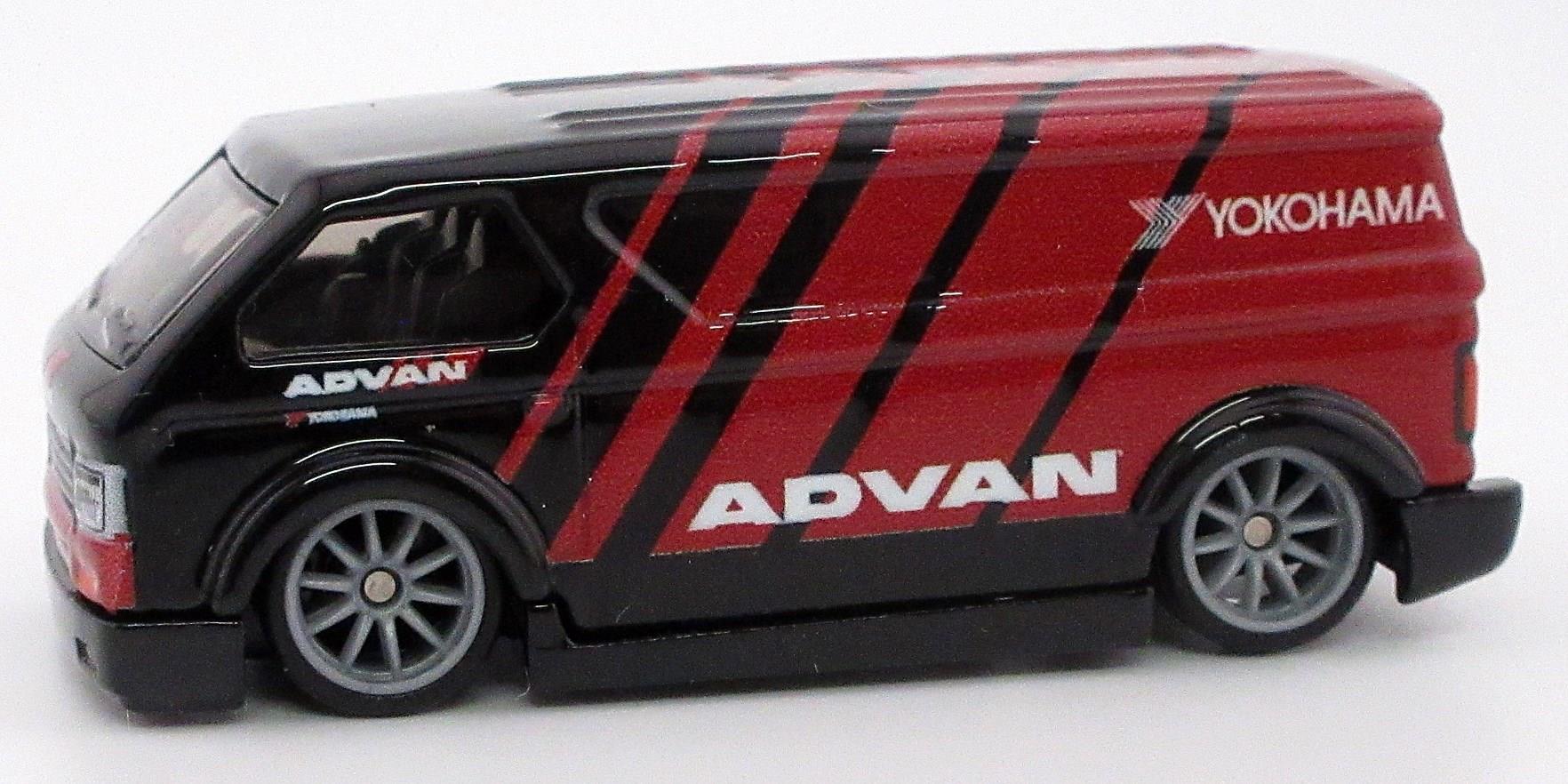 Hot Wheels Boulevard Premium 2024 #92 MBK VAN ADVAN – Diecast Scala 1:64, Nuovo - Foto 2