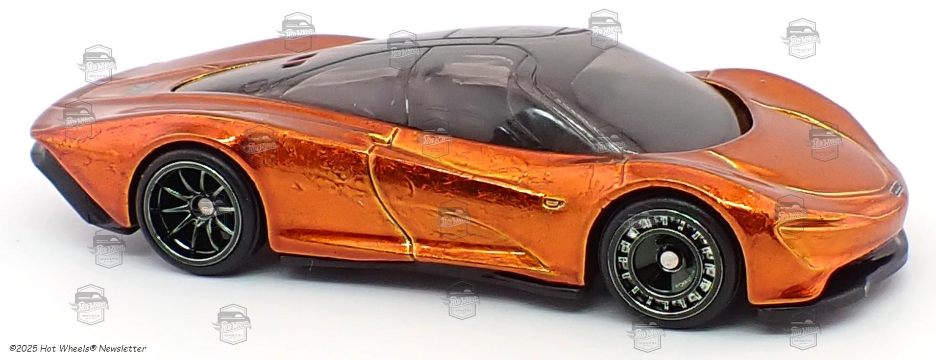 McLaren Speedtail — Spectraflame orange